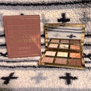 Too Faced Cocoa Contour infused contouring and highlighting palette